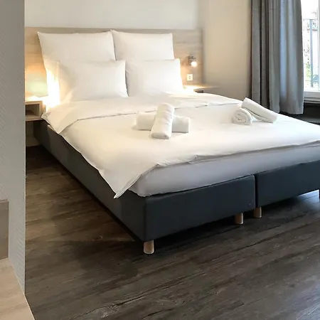 Mozart Hotel 3*