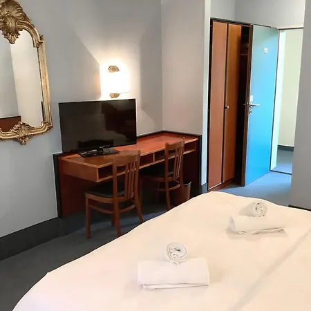 Hotel Mozart 3*